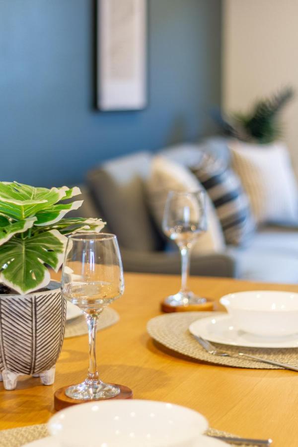 Hideout, Location, Location! W/park Apartamento Christchurch